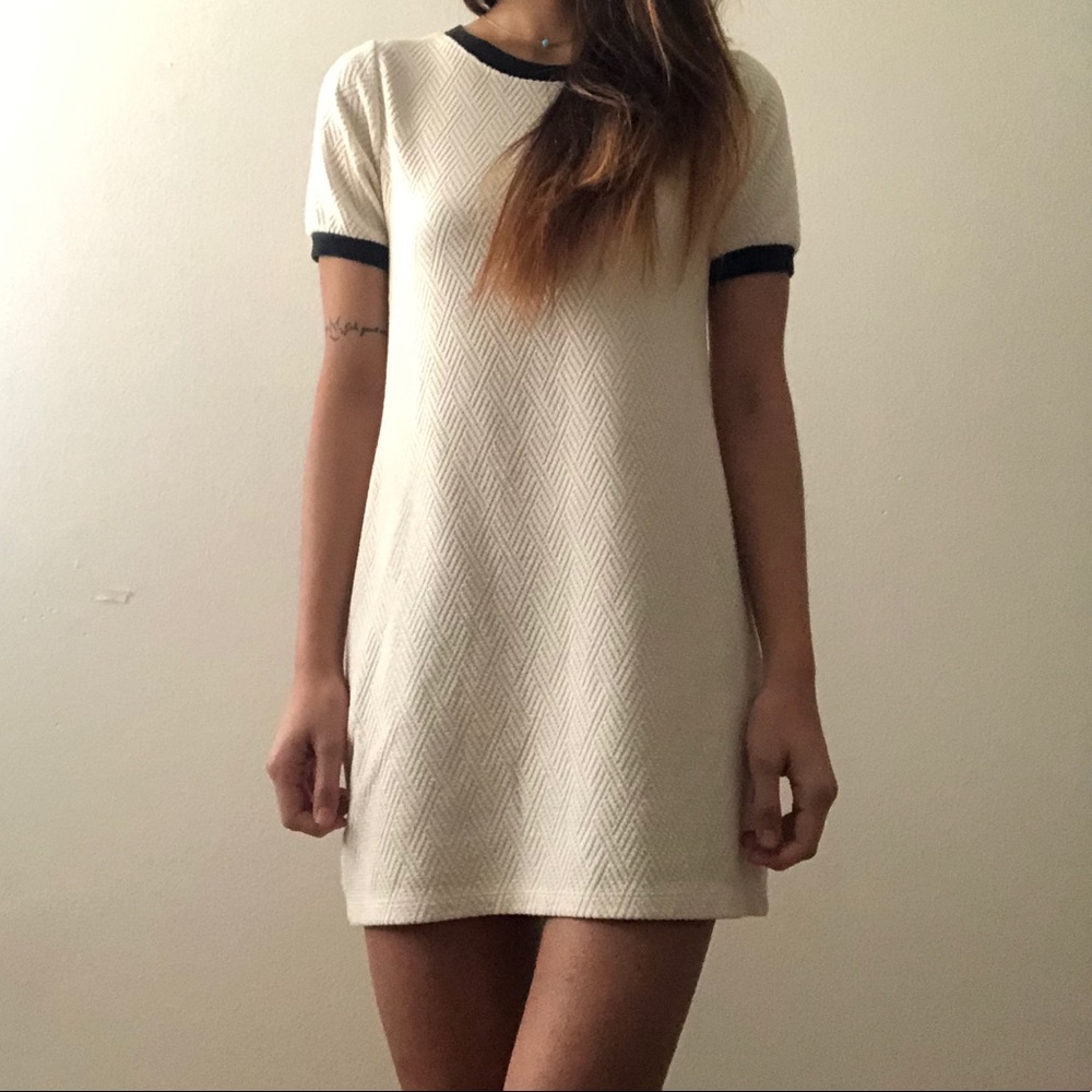 Textured mini t-shirt Dress in White/Cream Small